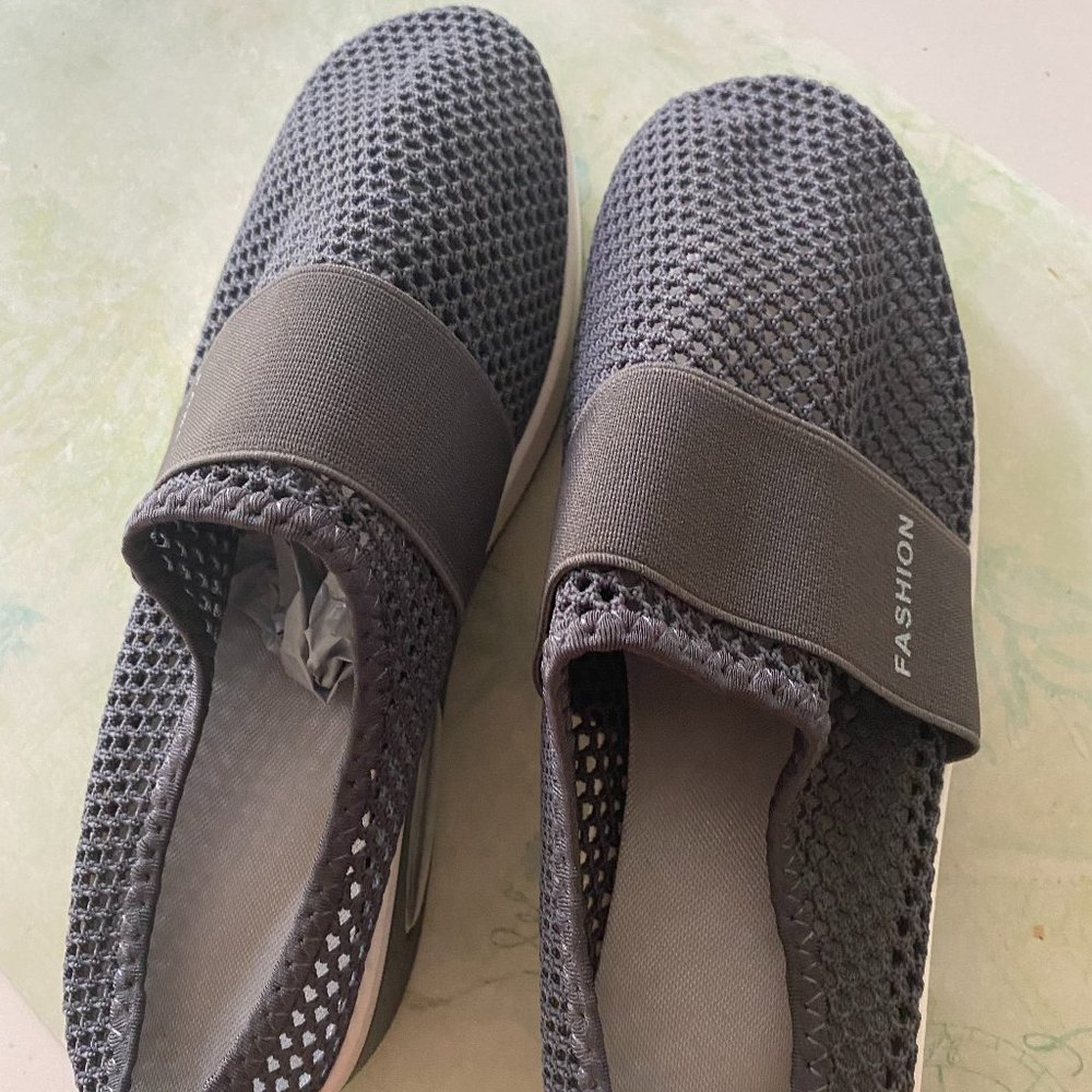 new fashion slip ons